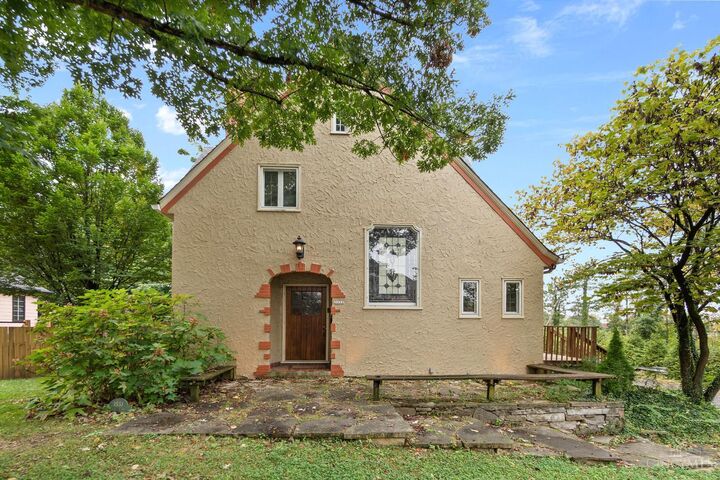 Property Photo: 3551 Holly Ln OH 45208
