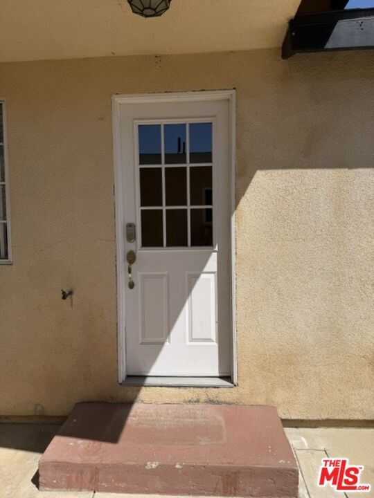Property Photo:  1314 Omelveny Ave, Unit A  CA 91340 