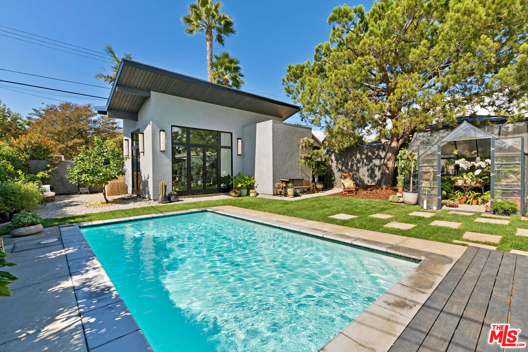Property Photo: 3671 Tilden Ave CA 90034