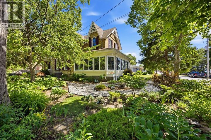 Property Photo:  173 Paget Street  ON N0N 1G0 