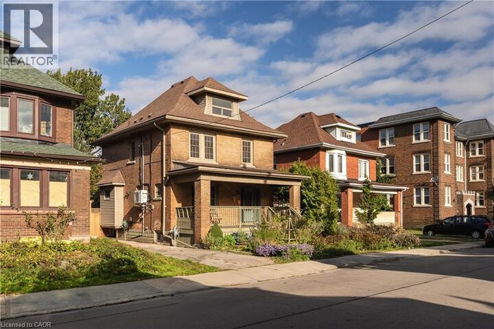 Photo de la propriété:  14 Prospect Street South  ON L8M 2Z1 