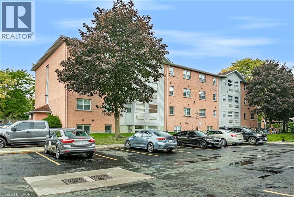 Property Photo:  56 Hiawatha Road 47  ON N4T 1P2 