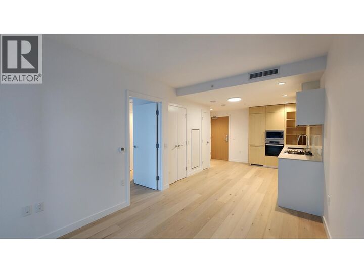 Property Photo:  6000 McKay Avenue 1603  BC V5H 0K2 