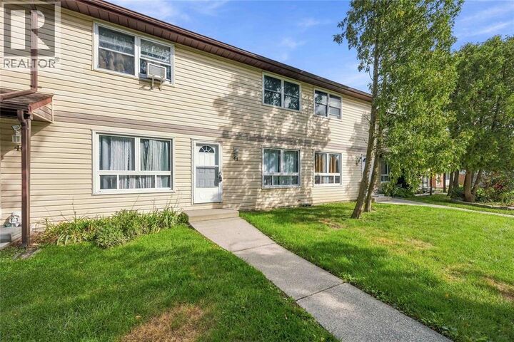 Property Photo:  200 St.clair Boulevard 44  ON N0N 1G0 