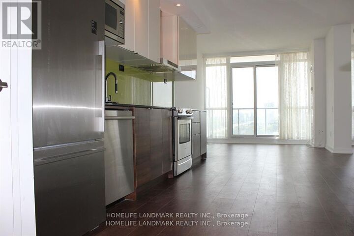 Property Photo: 121 McMahon Drive 2517 ON M2K 0C1