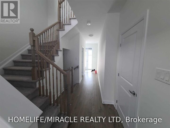 Property Photo:  231 Clonrush Way  ON K2T 0L3 