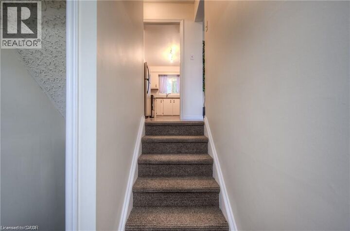 Property Photo:  206 Green Valley Drive 7  ON N2P 1G9 