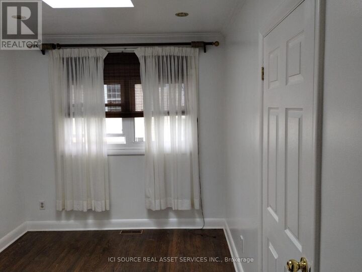 Property Photo: 20 Johnson Street ON K0K 2T0