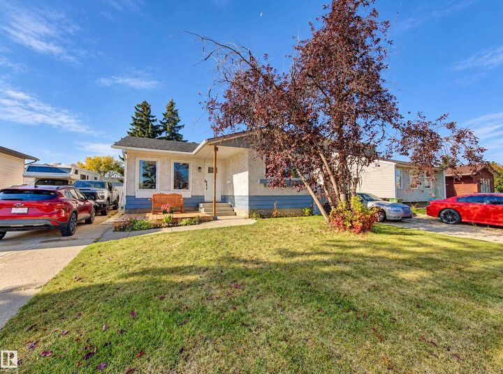 Property Photo:  9218 81A Street  AB T8L 3L9 