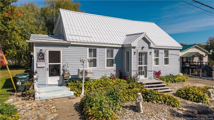 Property Photo:  3 Pleasant Street  NB E3L 1A1 