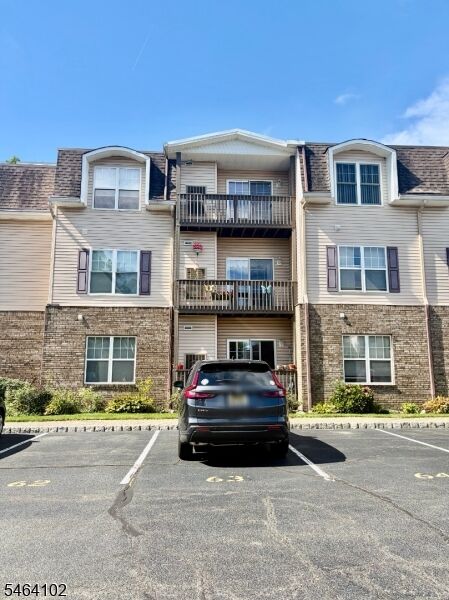 Property Photo:  132 Cannella Way  NJ 07457 