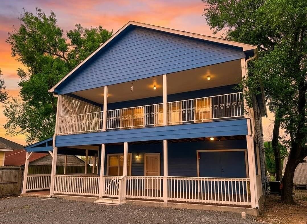 Property Photo:  15 Stiles Street  TX 77011 
