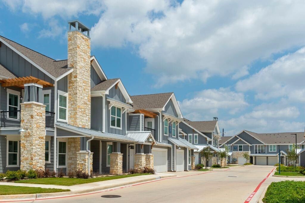 Property Photo:  11250 Mason Road 11201  TX 77433 