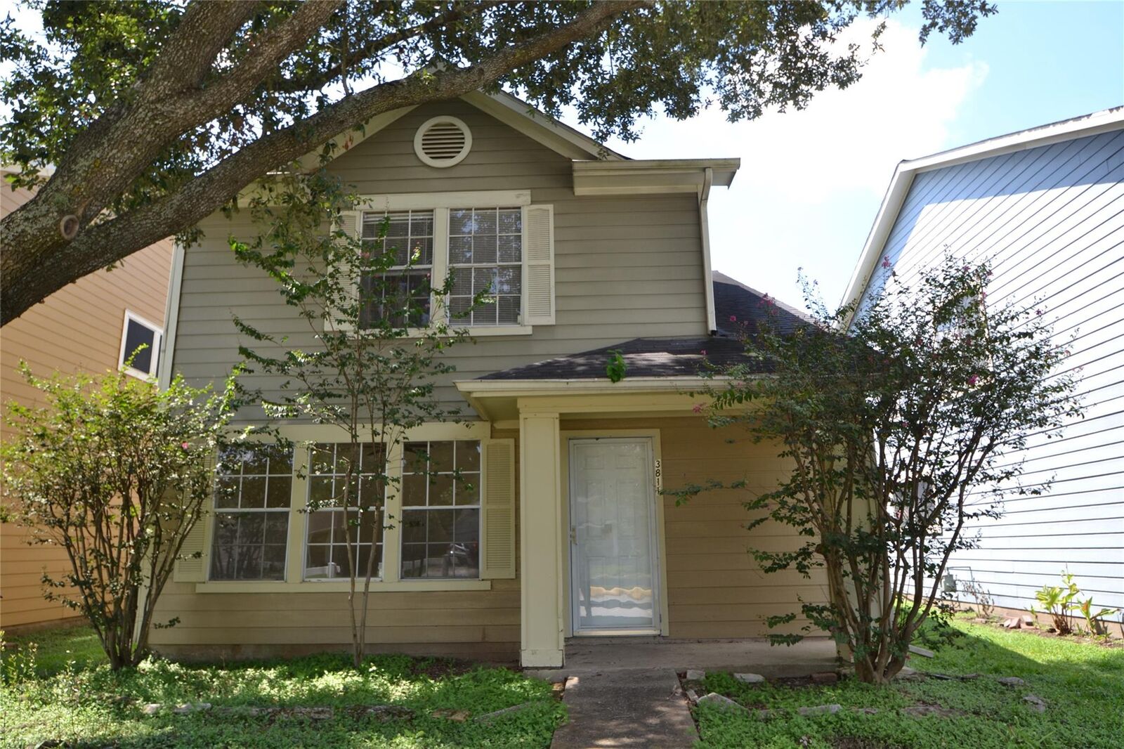 Property Photo:  3811 E Traditions Court  TX 77082 