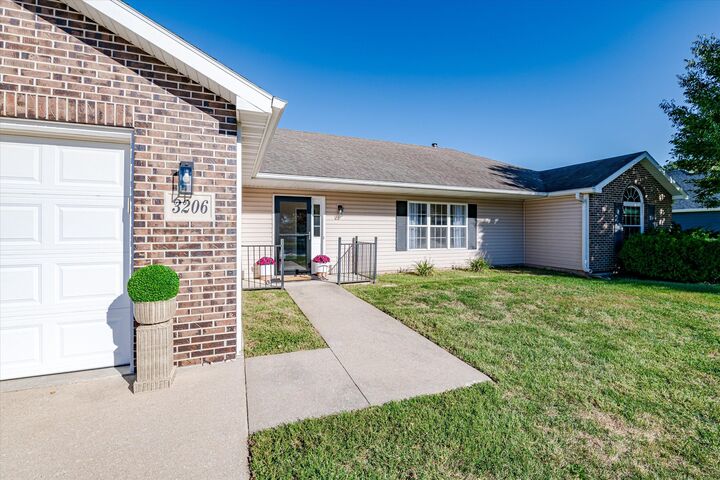 Property Photo:  3206 Palmer Court  MO 65251 