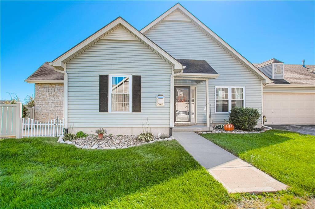 Property Photo:  9807 N Potter Avenue  MO 64157 
