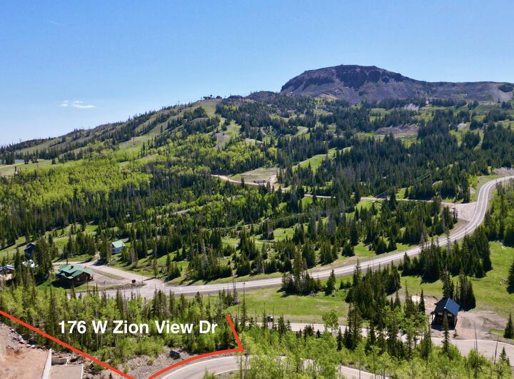 Property Photo:  176 W Zion View Dr  UT 84719 
