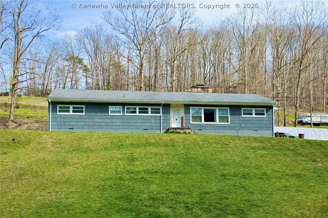 Property Photo:  9 Samantha Drive  WV 25045 