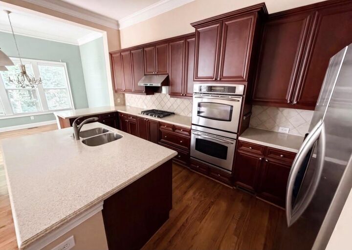 Property Photo:  1659 SE Woodwalk Strm #6  GA 30339 