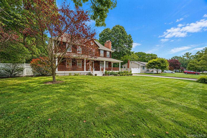 Property Photo: 17 Mayfield Drive NY 11951