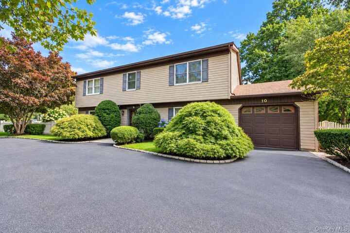Property Photo:  10 Marblestone  NY 11720 