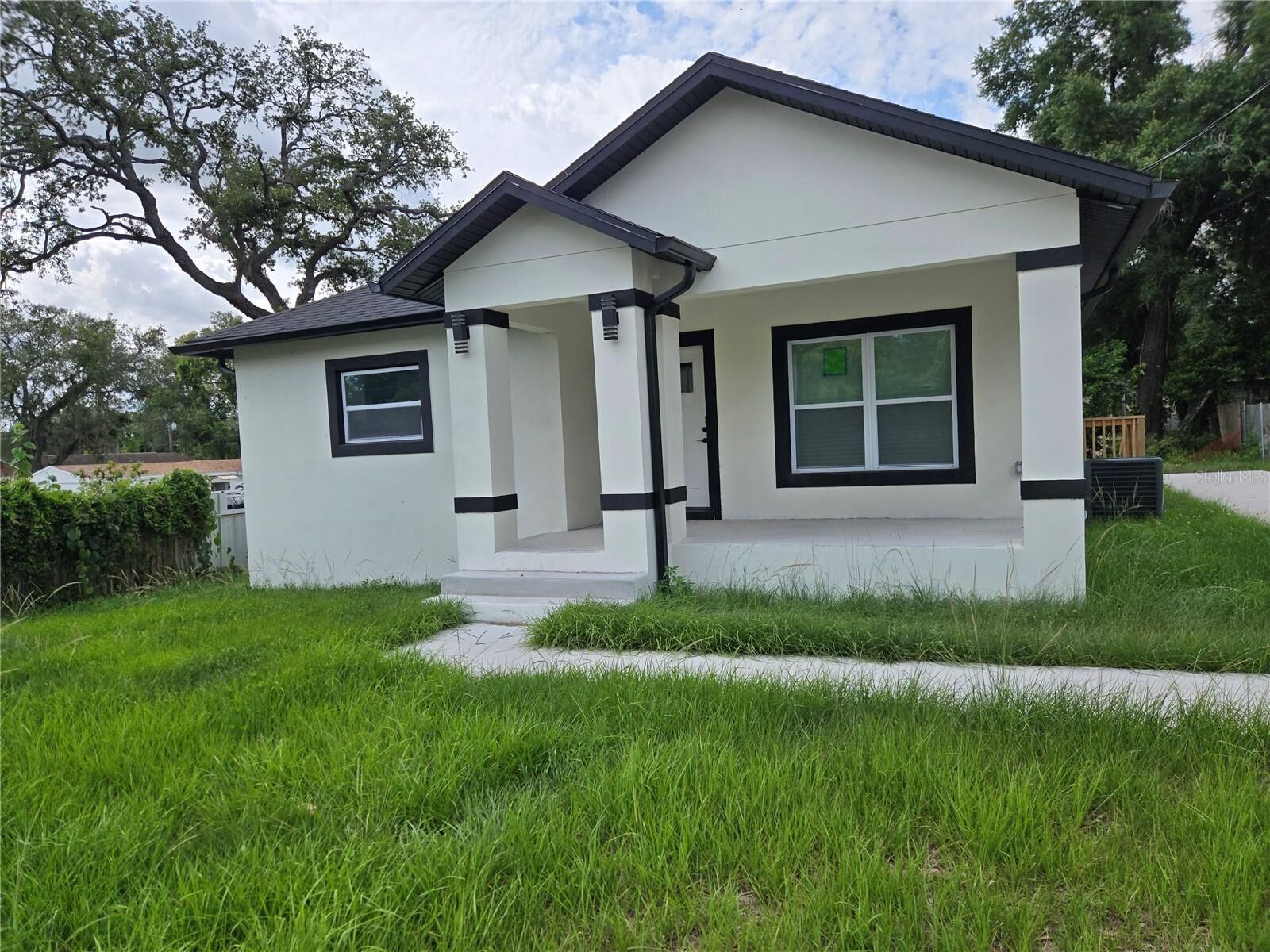 Property Photo:  701 E Linebaugh Avenue  FL 33612 