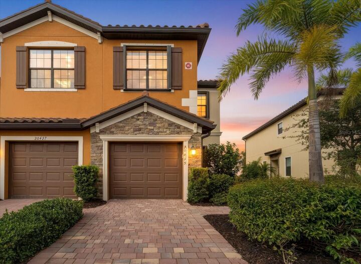 Property Photo:  20429 Lagente Circle  FL 34293 