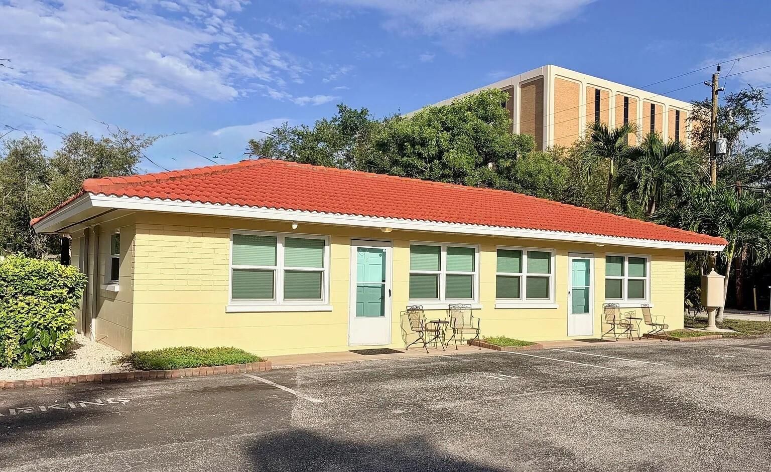 Property Photo: 1720 Morrill Street 11 FL 34236