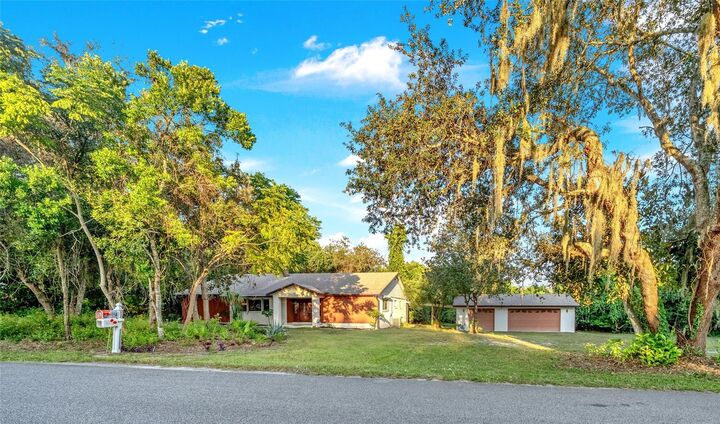 Property Photo:  245 Agua Vista Street  FL 32713 