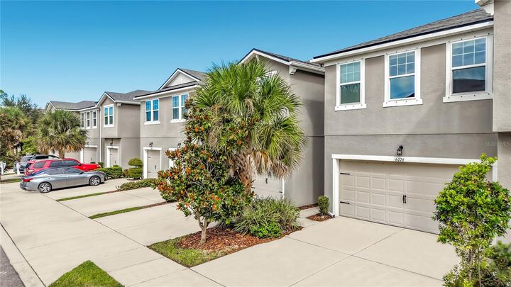 Property Photo:  6076 Grand Sonata Avenue  FL 33558 