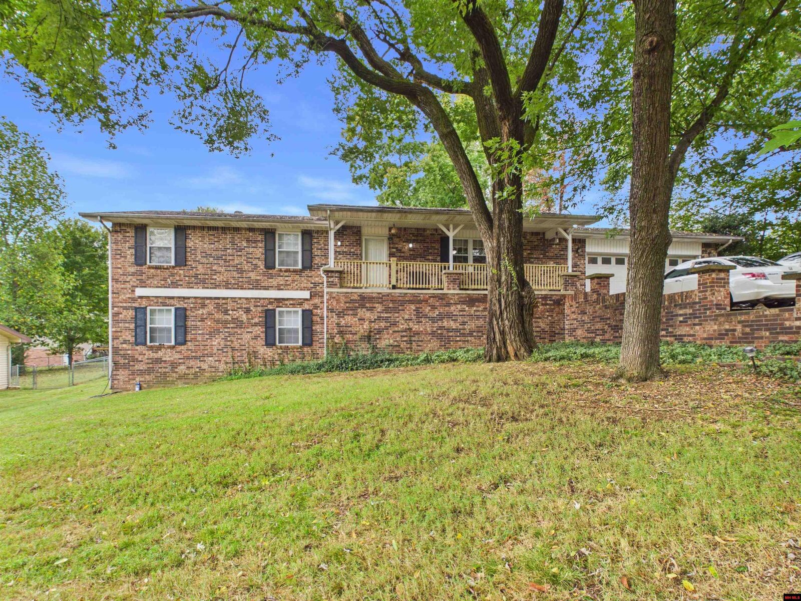 Property Photo:  702 Dixie Court  AR 72653 