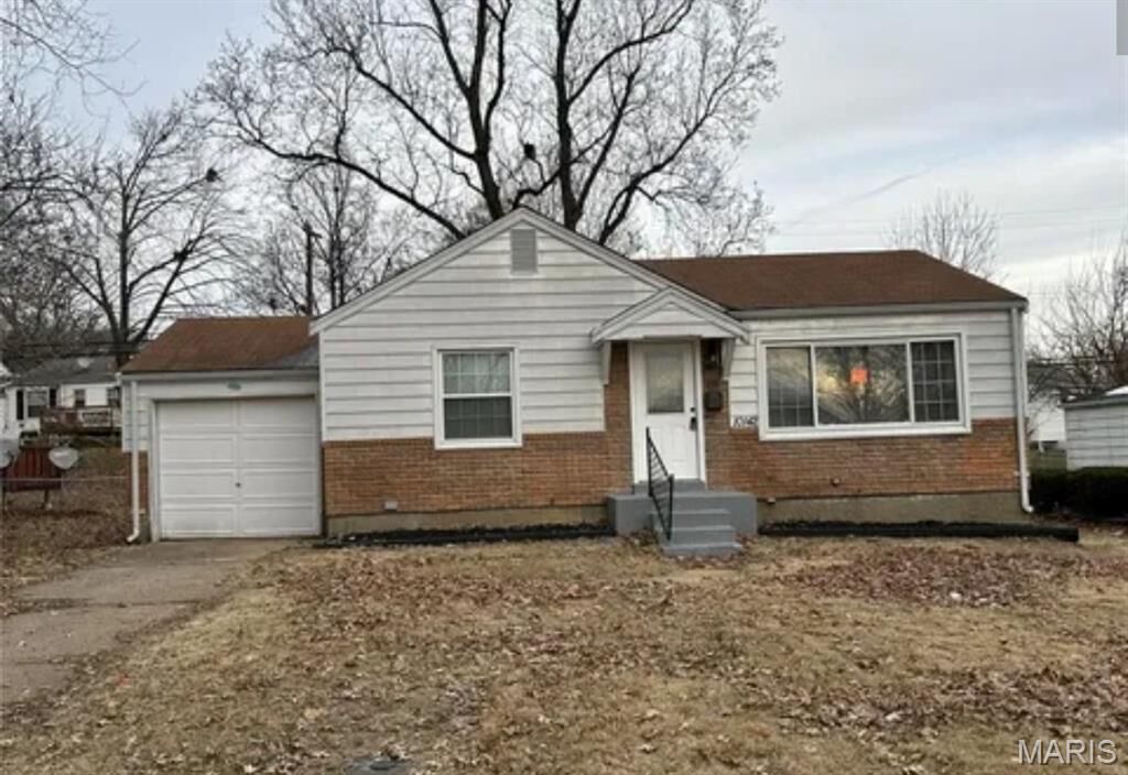 Property Photo: 10142 Newbold Drive MO 63137