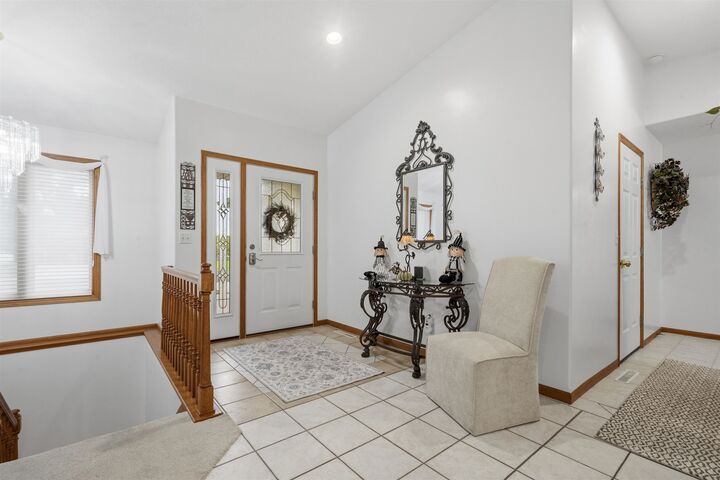 Property Photo:  1504 10th St SE  ND 58701 