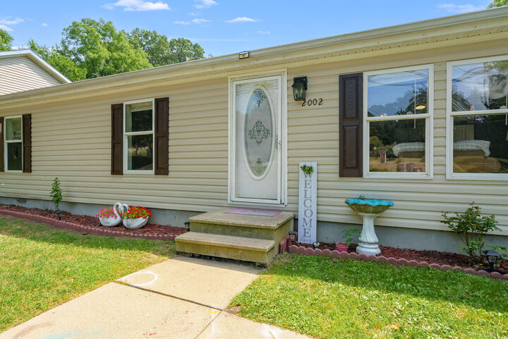 Property Photo:  2002 Mt Olivet Road  MI 49004 