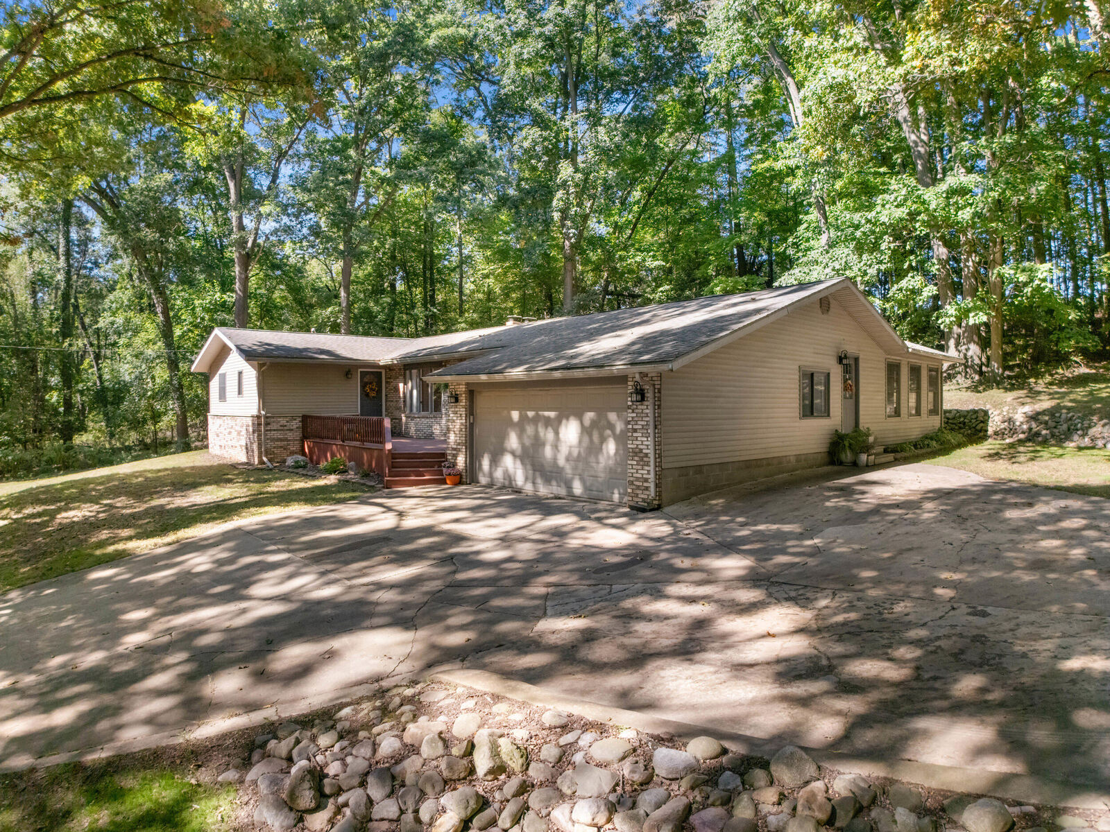 Property Photo:  5660 Bean Road  MI 49227 