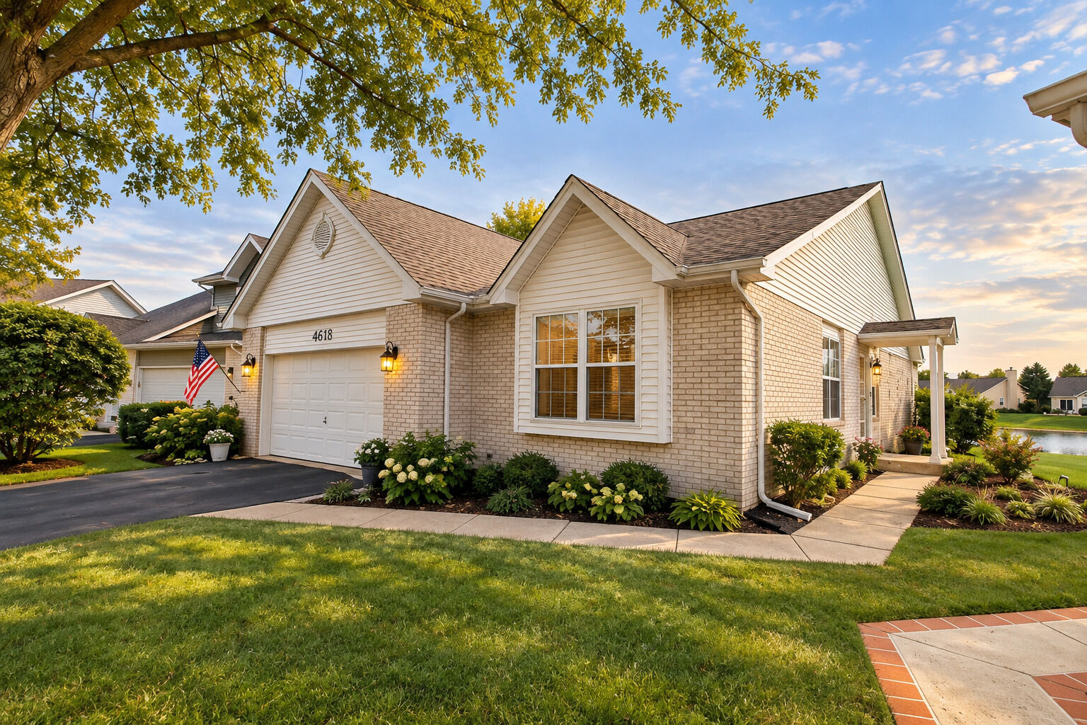 Property Photo:  4618 Lalique Court  IL 60431 