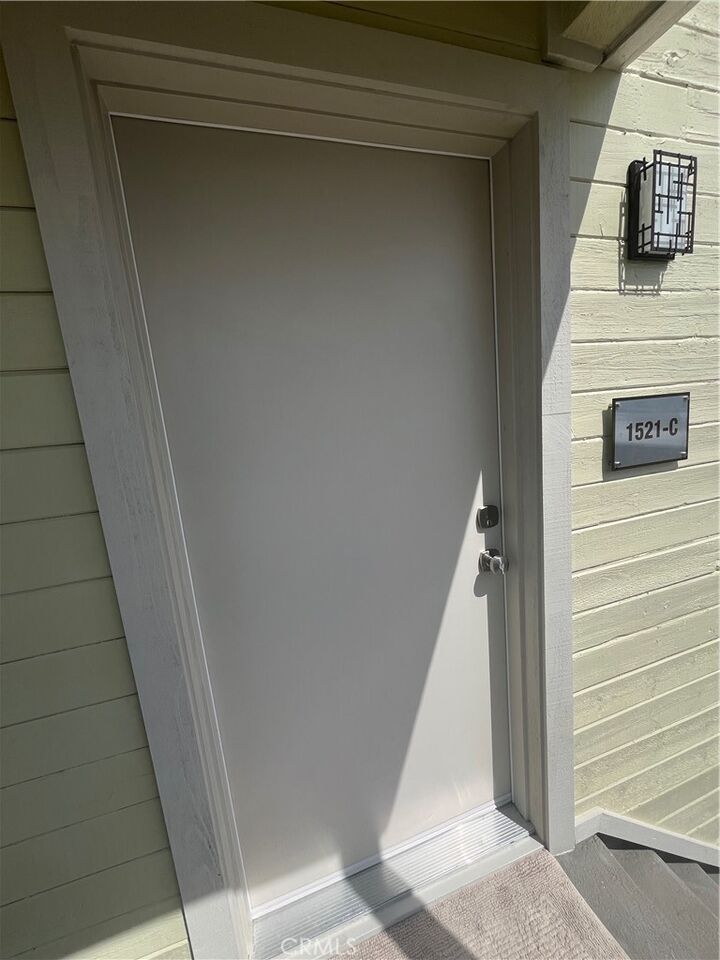 Property Photo: 1521 W Glenoaks Boulevard C CA 91201