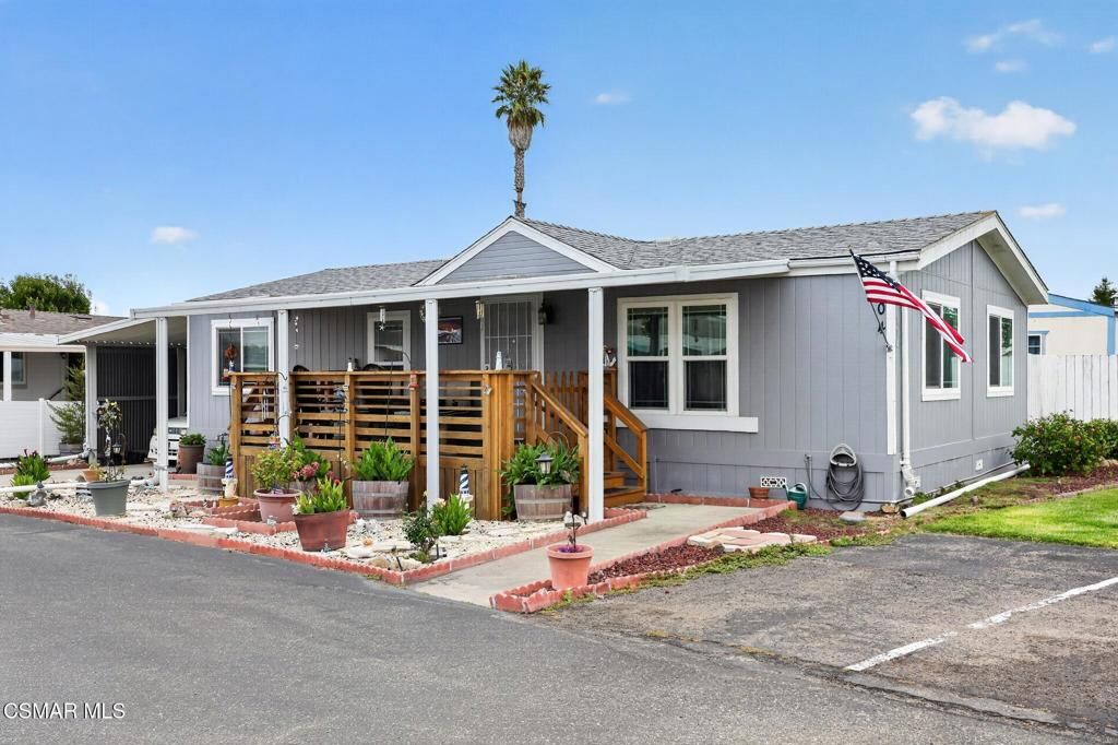 Property Photo: 2400 Cienaga Street 104 CA 93445