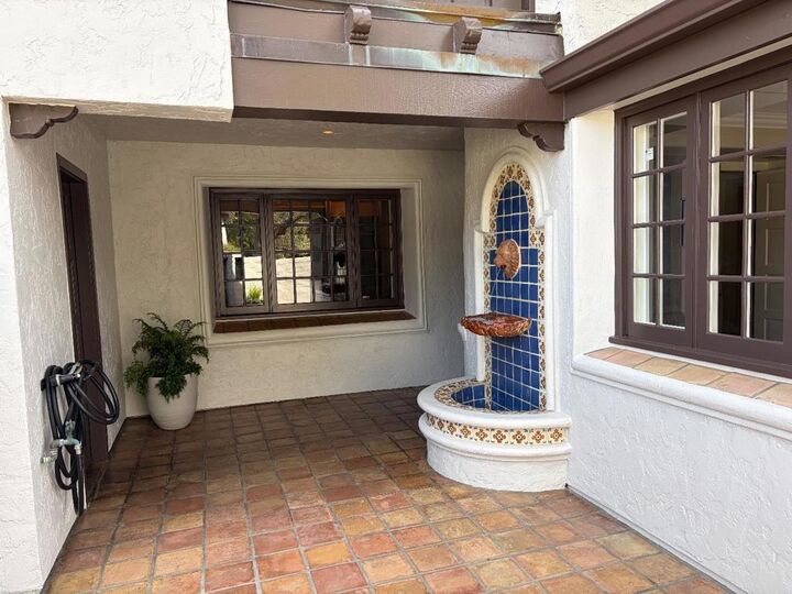 Property Photo:  2485 Sharon Oaks Drive  CA 94025 