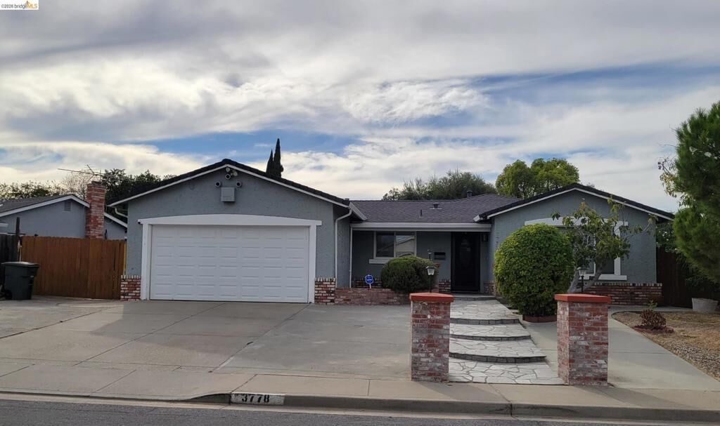 Property Photo:  3778 Cypress Way  CA 94565 