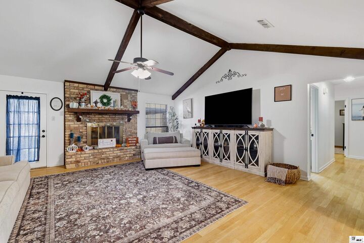 Property Photo:  544 Stable Road  LA 71270 