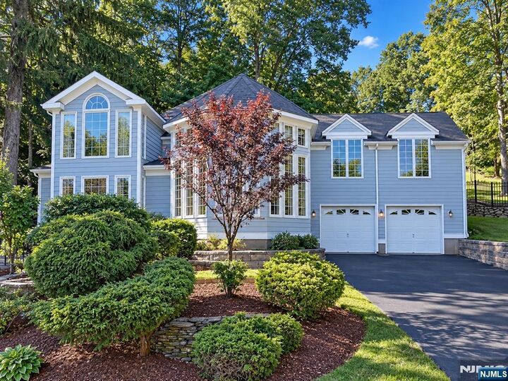 Property Photo:  35 Sunny Hill Road  NJ 07801 