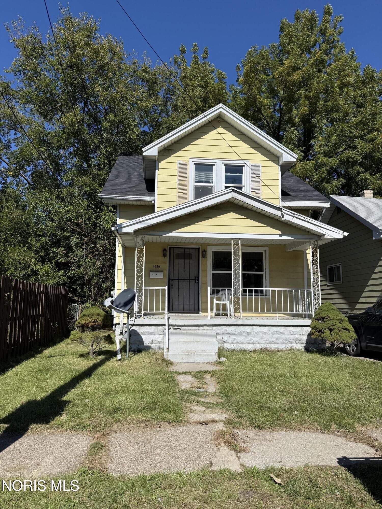 Property Photo:  1656 Shady Drive  OH 43612 