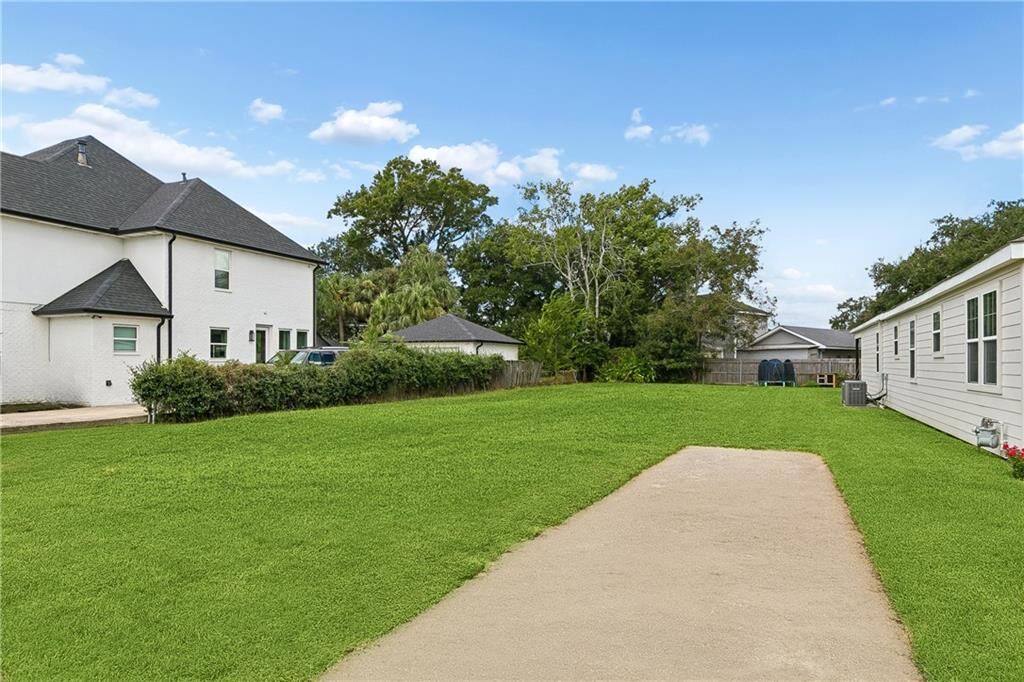 Property Photo:  524 Posey Avenue  LA 70123 