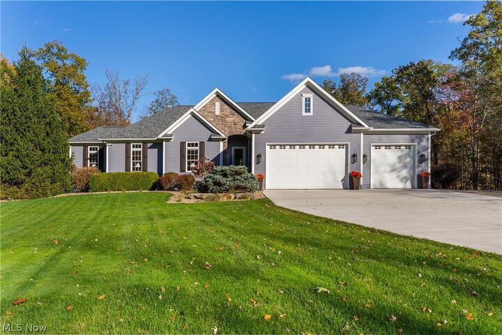 Property Photo: 2235 S Mahoning Road OH 44429