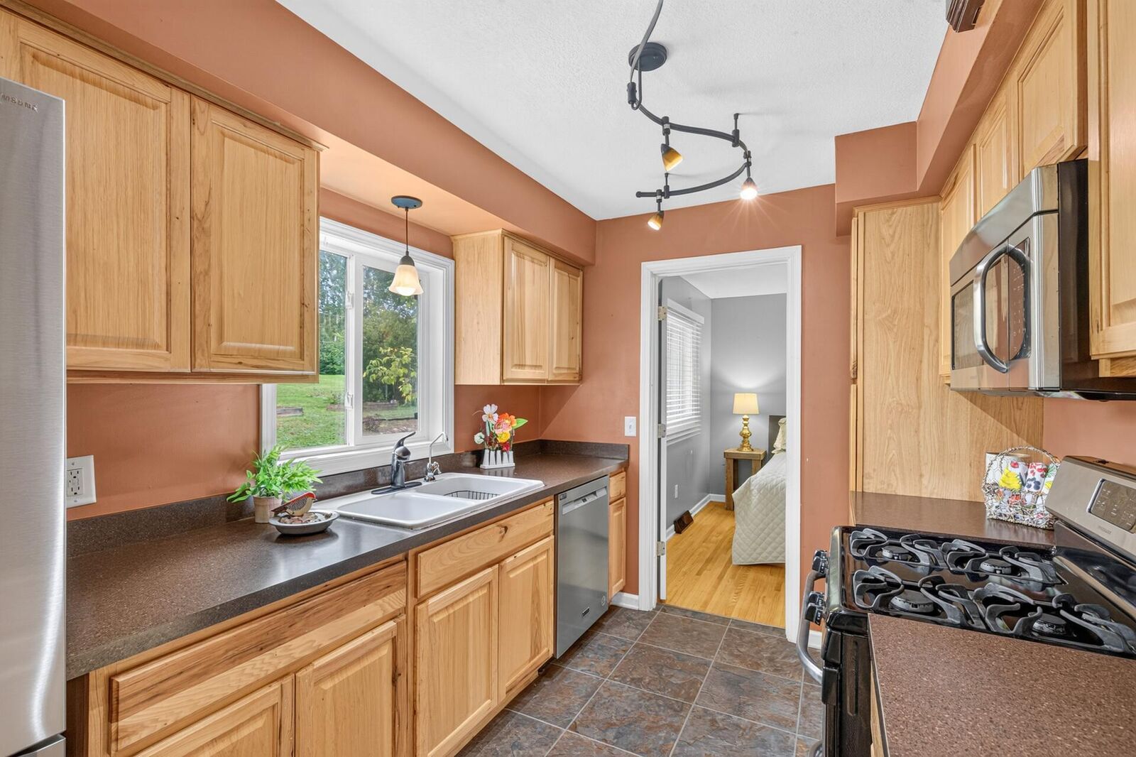 Property Photo: 13905 Steven Road MN 55337