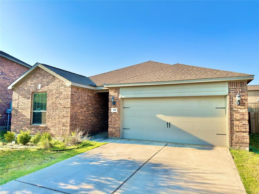 Property Photo:  308 Curt Street  TX 75409 