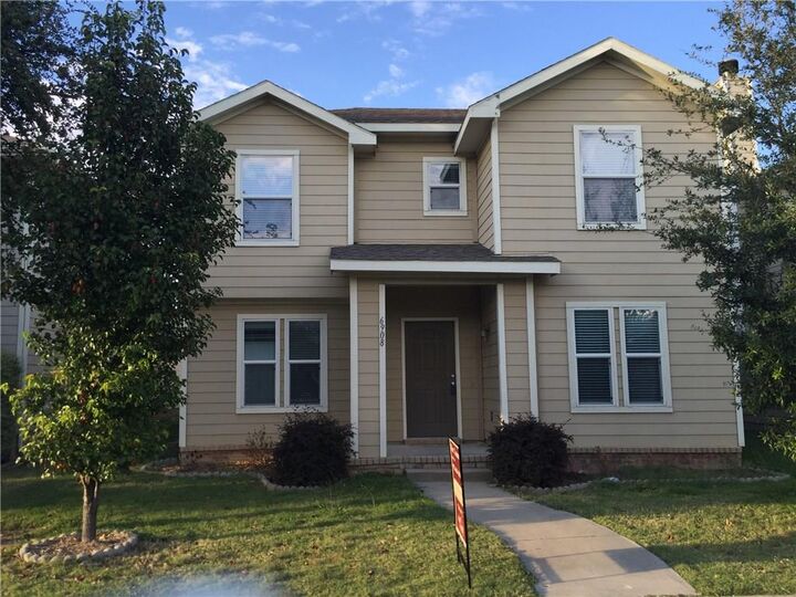 Property Photo:  6908 Planters Row Drive  TX 75070 