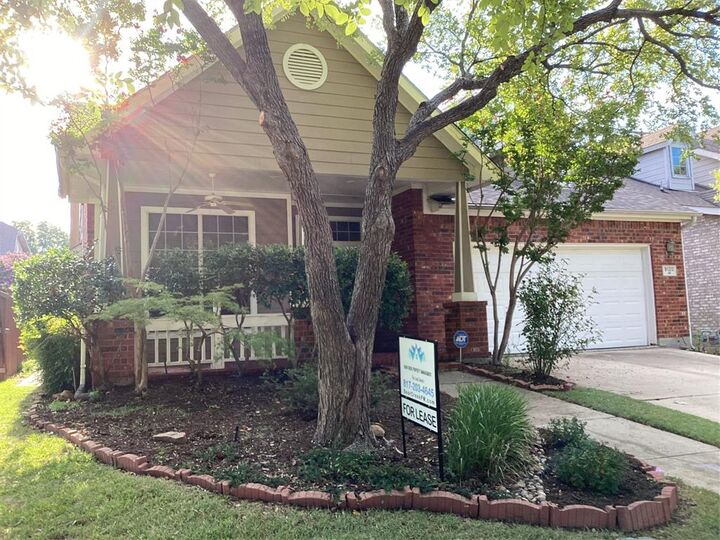 Property Photo:  9120 Rose Court  TX 76244 
