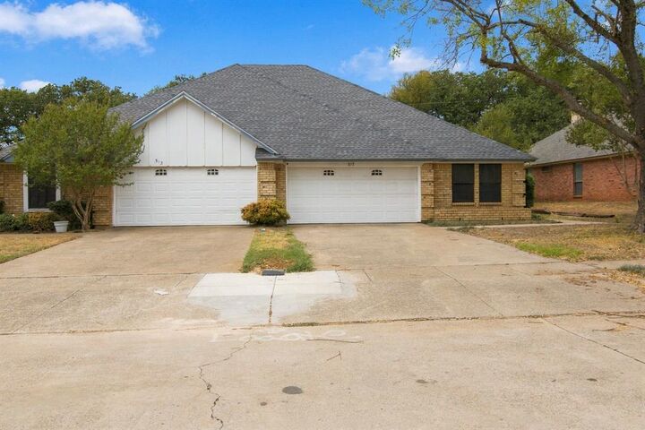Property Photo:  317 Moore Creek Road  TX 76053 